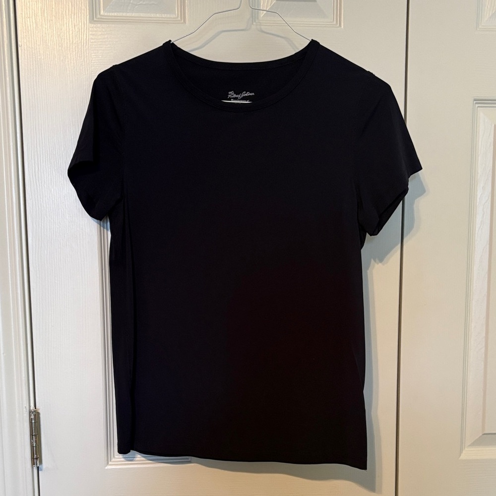 The Tailored Sportsman tees — lot of 3– size large